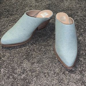 ‼️ SOLD ‼️Jane and the Shoe ADORABLE clogs 🖤